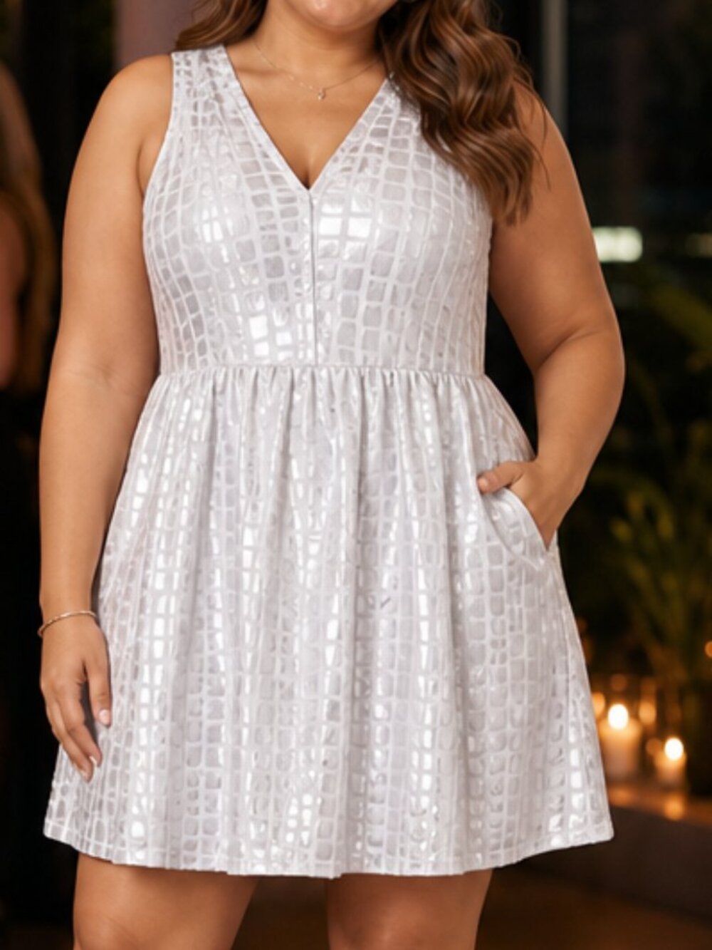 Mac + Jac White Silver Metallic Party Sleeveless V Neck Dress size medium